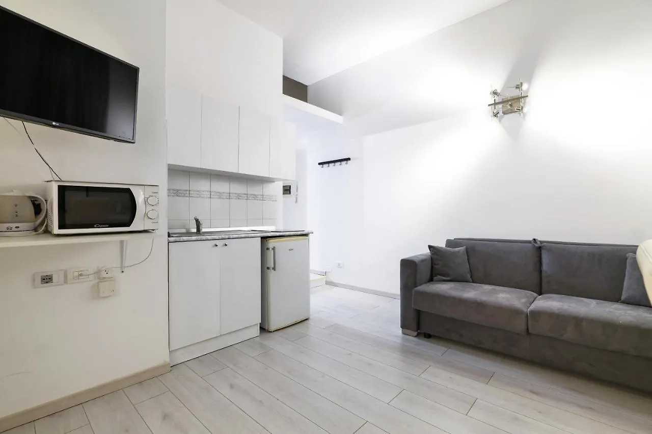 Cadorna Apartments Milan 0*,
