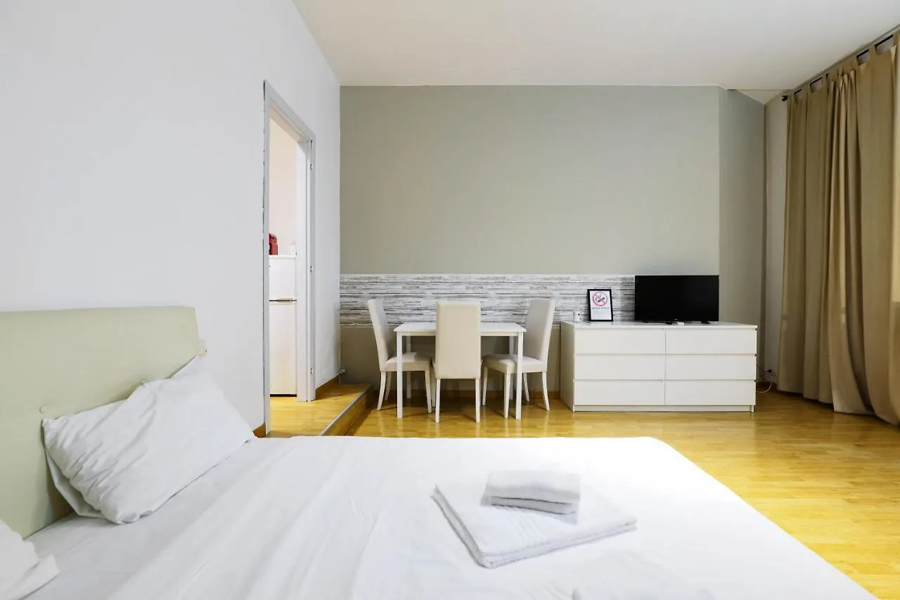 Cadorna Apartments location