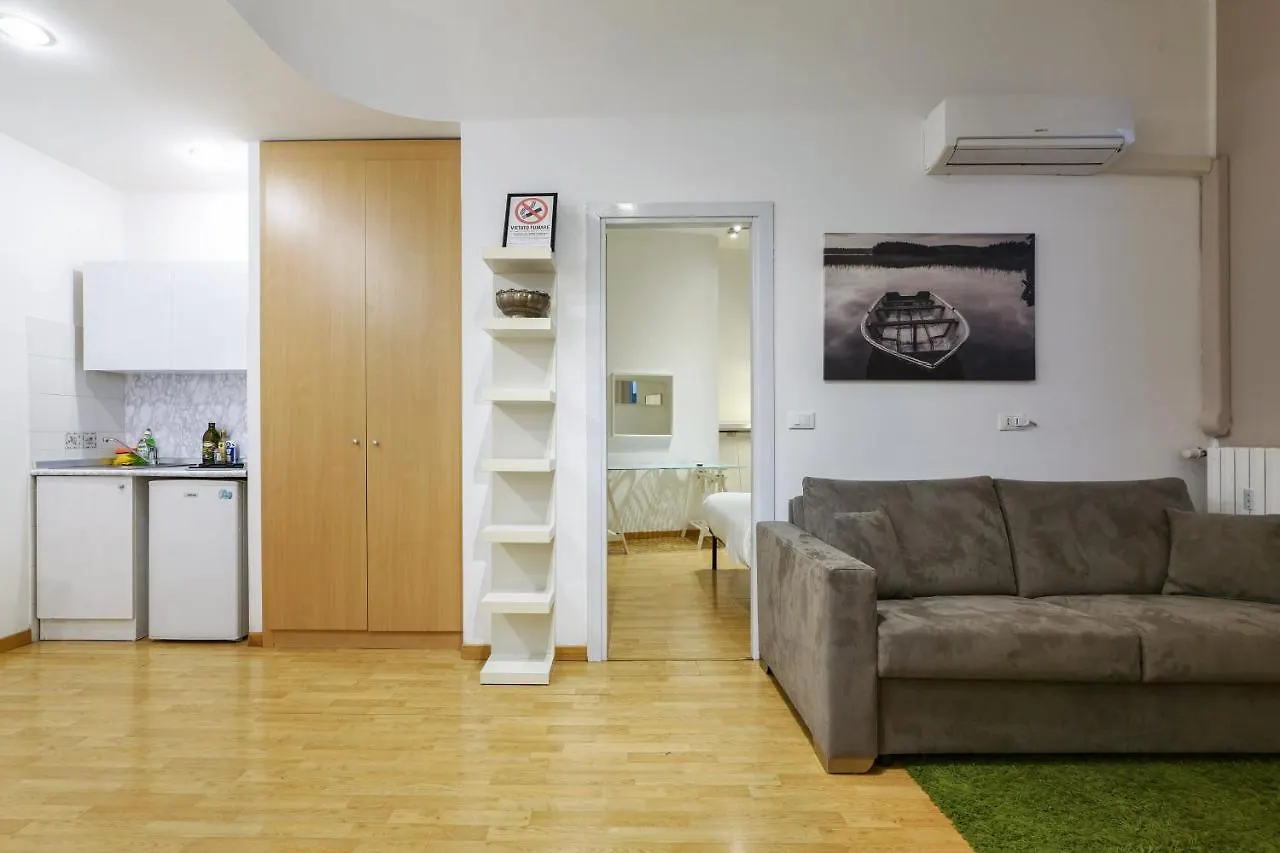 Cadorna Apartments Milan